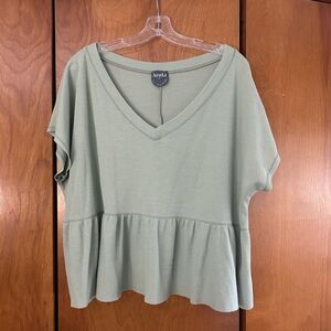 ARULA Women's Sage V-Neck Blouse Size X (XL)